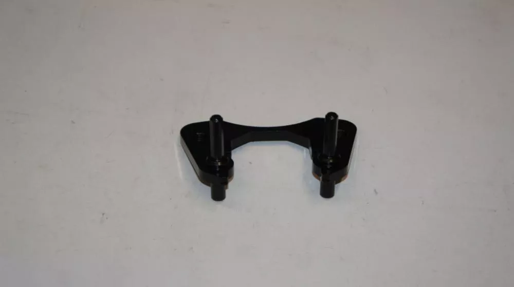 B-BCP 555/365 Скоба тормозного цилиндра 