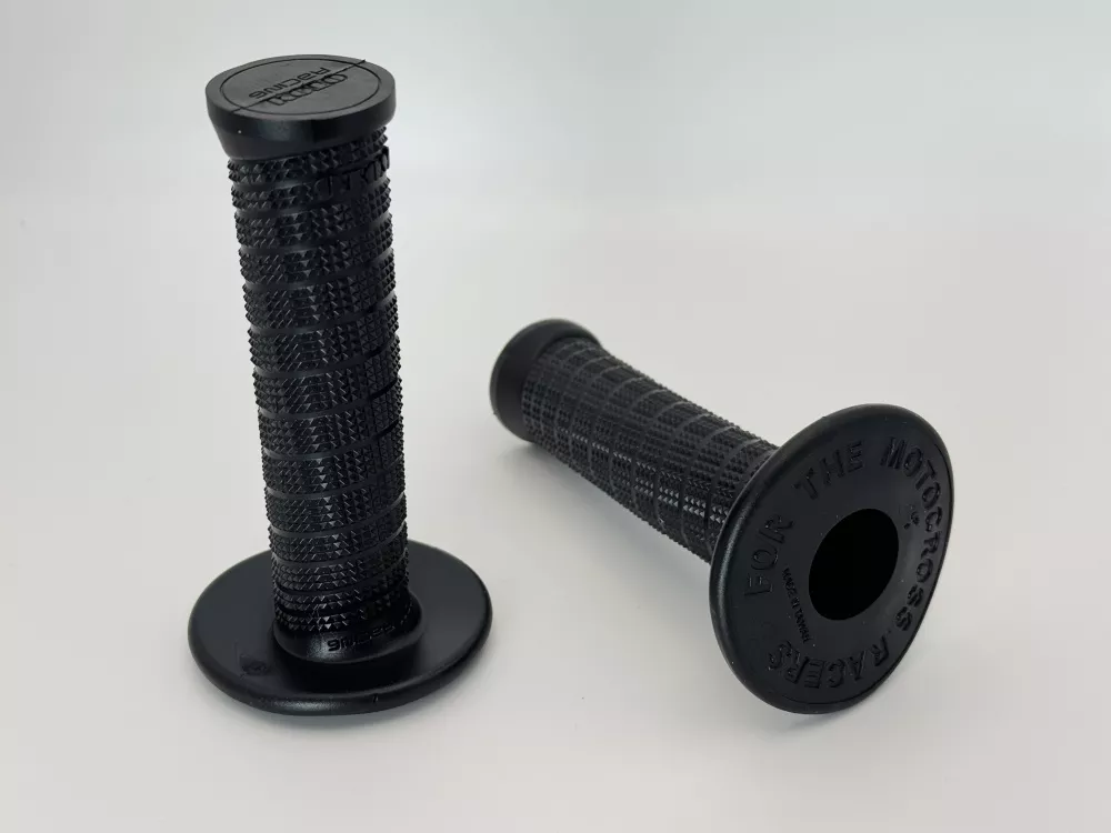 OTOM Ручки руля (грипсы) Черные