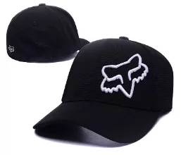 MTKFX0 Кепка FOX , черный